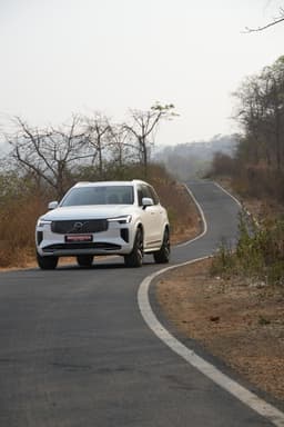 Volvo Xc90 Front Right Three Quarter