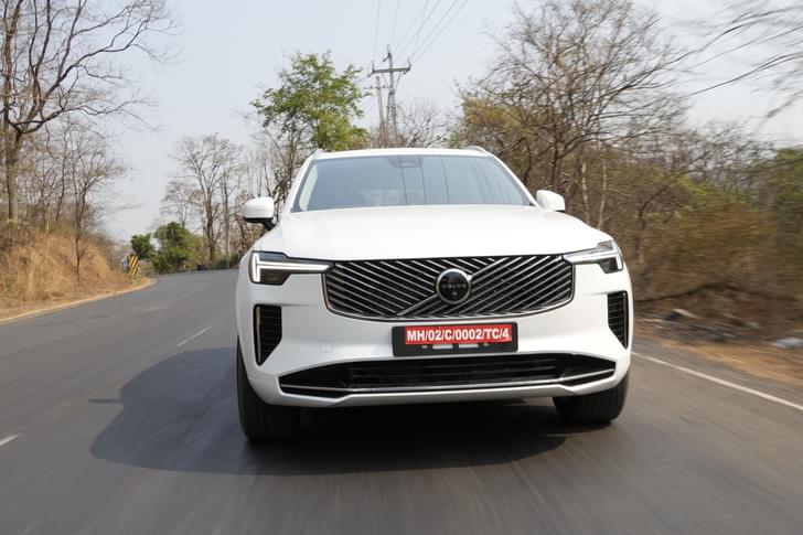 Volvo Xc90 Front View